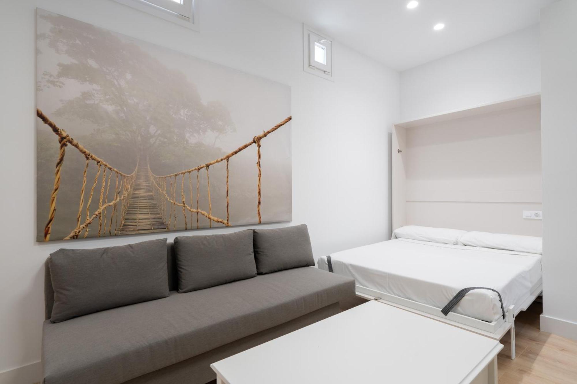 Loft Para 4 Personas En Cuatro Caminos Alquiler Temporal Madrid Exterior foto